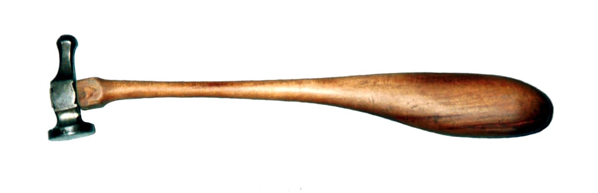 Photo Marteau de ciseleur